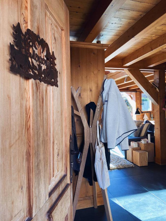 Grand Chalet A La Montagne 圣莫里斯堡 外观 照片