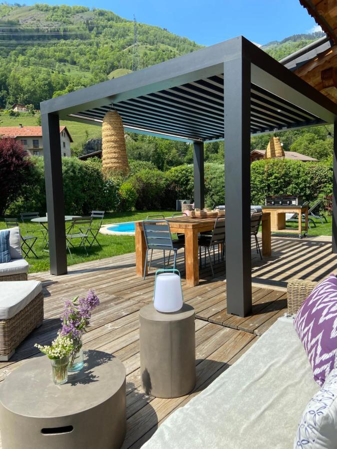 Grand Chalet A La Montagne 圣莫里斯堡 外观 照片