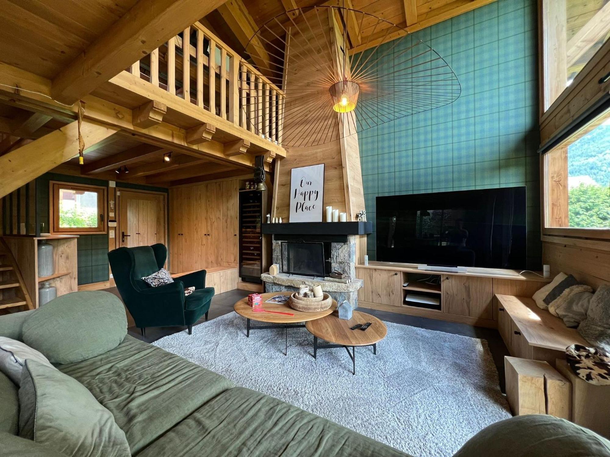 Grand Chalet A La Montagne 圣莫里斯堡 外观 照片